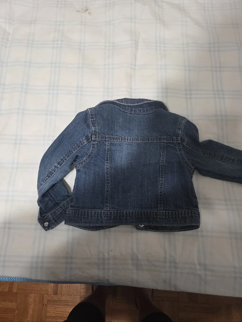 OshKosh Genuine Kids Toddler Girl Blue Denim Jacket .  3T